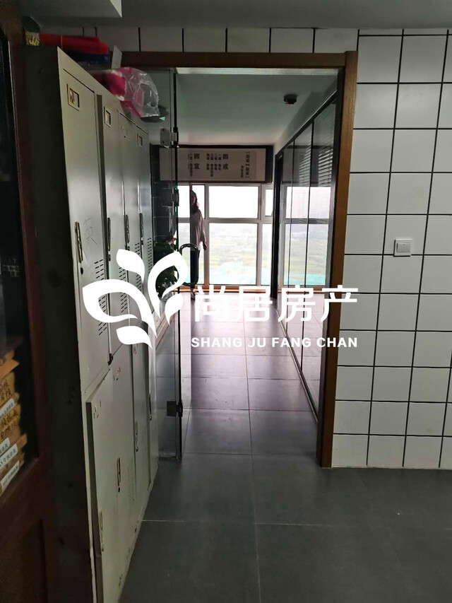 微(wēi)家(jiā)自(zì)由城(chéng)4